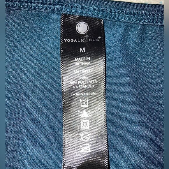 NWT Yogalicious Women’s Top Size M Tucson Teal Color - Picture 5 of 7